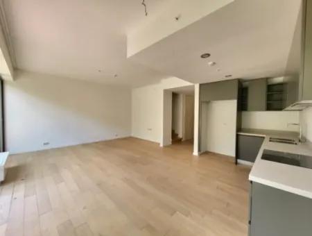 Boş Faturalı İncek Loft Satılık  2+1 Bahçe Dubleks Şehir Manzaralı Daire
