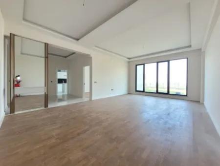 Ankara Çayyolu Alacaatlı Mh. Satılık Viole Sitesi As Royal Prestij Yatay Mimarı Bahçe Katı  4+1 Daire