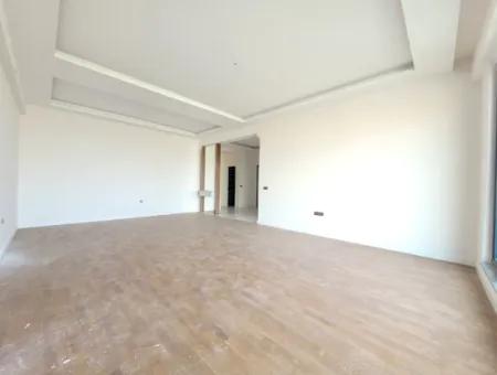 Ankara Çayyolu Alacaatlı Mh. Satılık Viole Sitesi As Royal Prestij Yatay Mimarı Bahçe Katı  4+1 Daire