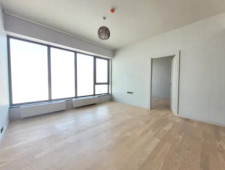 İncek Loft Satılık 1+1 Şehir Manzaralı 20.Kat Daire