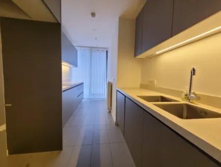 İncek Loft Satılık Teraslı  3+1 Şehir Manzaralı 3.Kat Daire