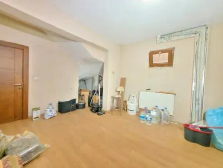 Vatandaşlığa Uygun Bursa Nilüfer Konak Mah. 340 M ² Panoramik Manzaralı Tam Müstakil Dubleks Satılık Villa