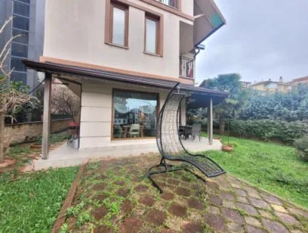 Vatandaşlığa Uygun Bursa Nilüfer Konak Mah. 340 M ² Panoramik Manzaralı Tam Müstakil Dubleks Satılık Villa