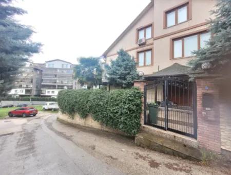 Vatandaşlığa Uygun Bursa Nilüfer Konak Mah. 340 M ² Panoramik Manzaralı Tam Müstakil Dubleks Satılık Villa