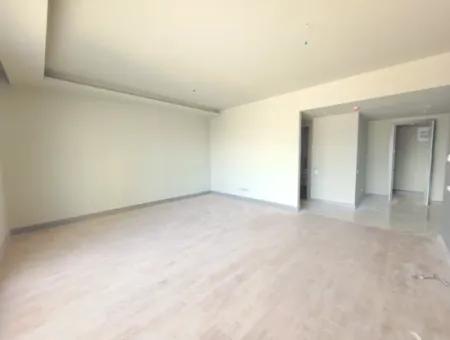 Sıfır Kent İncek Satılık  3+1  Peysaj Manzaralı 124 M² 3.Kat Daire Hacılar Mah. Gölbaşı Ankara