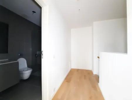 Krediye Uygun İncek Loft Satılık  3+1 Dubleks Peyzaj Manzaralı 1.Kat Daire