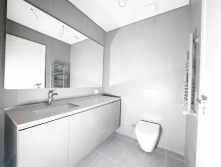 İncek Loft Satılık  4+1  Peyzaj Manzaralı  180 M² 2.Kat Daire