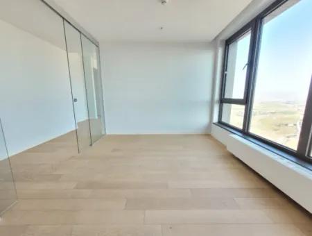Kiracısız İncek Loft Satılık  5.5+1  Göl Manzaralı 20.Kat Daire