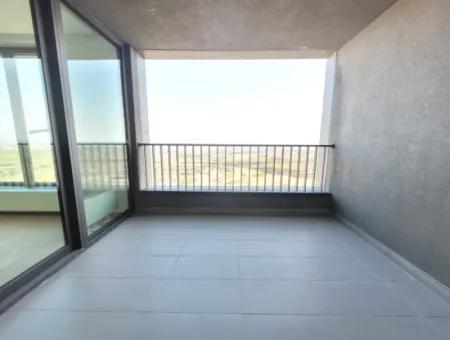 Kiracısız İncek Loft Satılık  5.5+1  Göl Manzaralı 20.Kat Daire