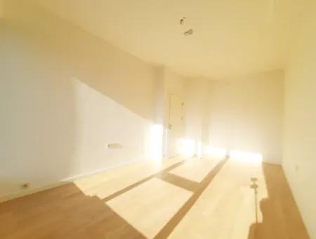 Boş Krediye Uygun İncek Loft Satılık  3+1 Dubleks Peyzaj Manzaralı 2.Kat Daire