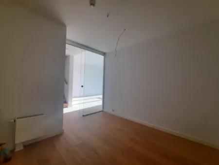 Boş Krediye Uygun İncek Loft Satılık  3+1 Dubleks Peyzaj Manzaralı 1.Kat Daire