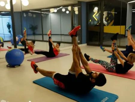 Boş Krediye Uygun İncek Loft Satılık  3+1 Dubleks Peyzaj Manzaralı 1.Kat Daire