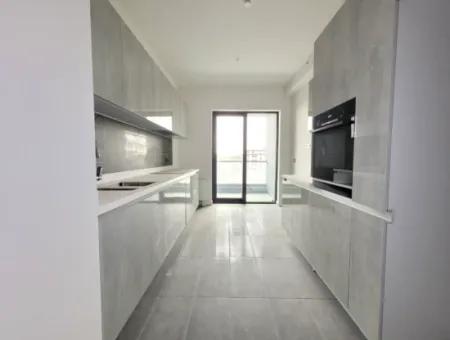 Beytepe İncek Bulvar Loft Satılık 3+1 110 M² 15.Kat Bulvar Manzaralı Daire