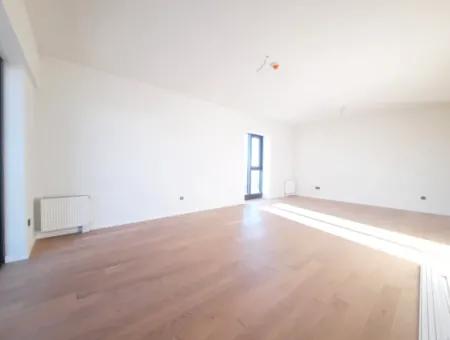 Beytepe İncek Bulvar Loft Satılık 3+1 130 M² 17.Kat Bulvar Manzaralı Daire