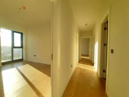 Beytepe İncek Bulvar Loft Satılık 3+1 130 M² 17.Kat Bulvar Manzaralı Daire