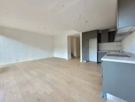 Boş Faturalı İncek Loft Satılık  2+1 Bahçe Dubleks Şehir Manzaralı Daire