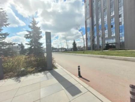 Vatandaşlığa Uygun Beytepe İncek Bulvar Loft Satılık 4+1 17.Kat Park Manzaralı Güney Cephe  Daire