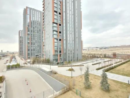 Vatandaşlığa Uygun Beytepe İncek Bulvar Loft Satılık 4+1 17.Kat Park Manzaralı Güney Cephe  Daire